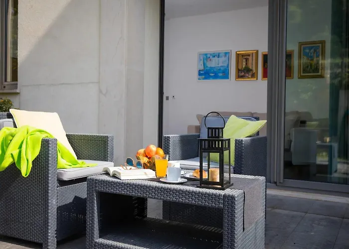 - One Bedroom With Terrace Apartment Dubrovnik