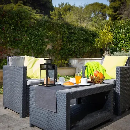 - One Bedroom With Terrace Apartment *
